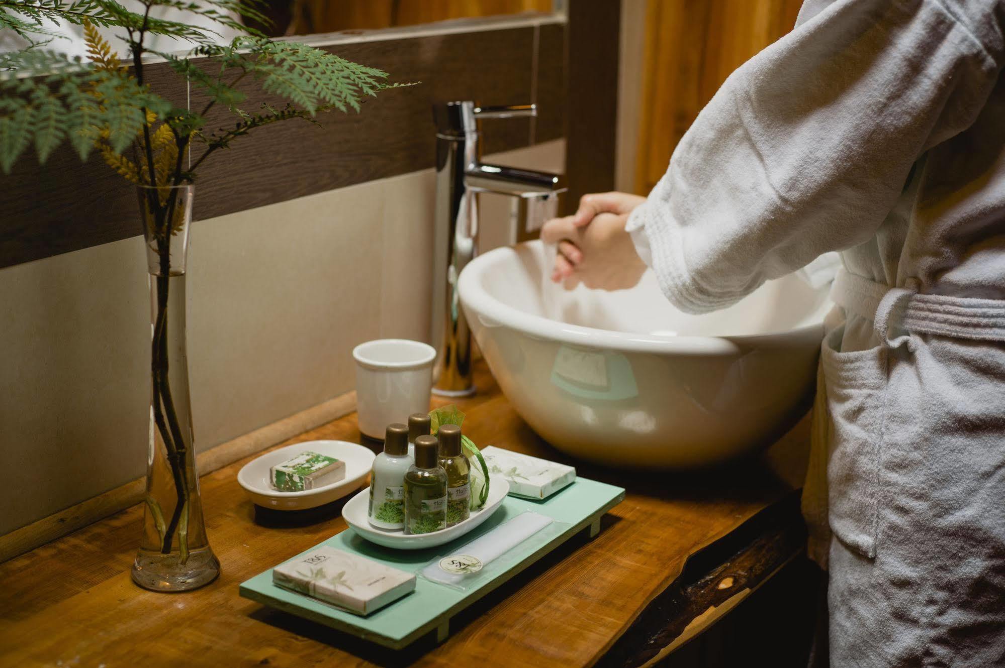 Huilo Huilo Nawelpi Lodge 富伊港 外观 照片