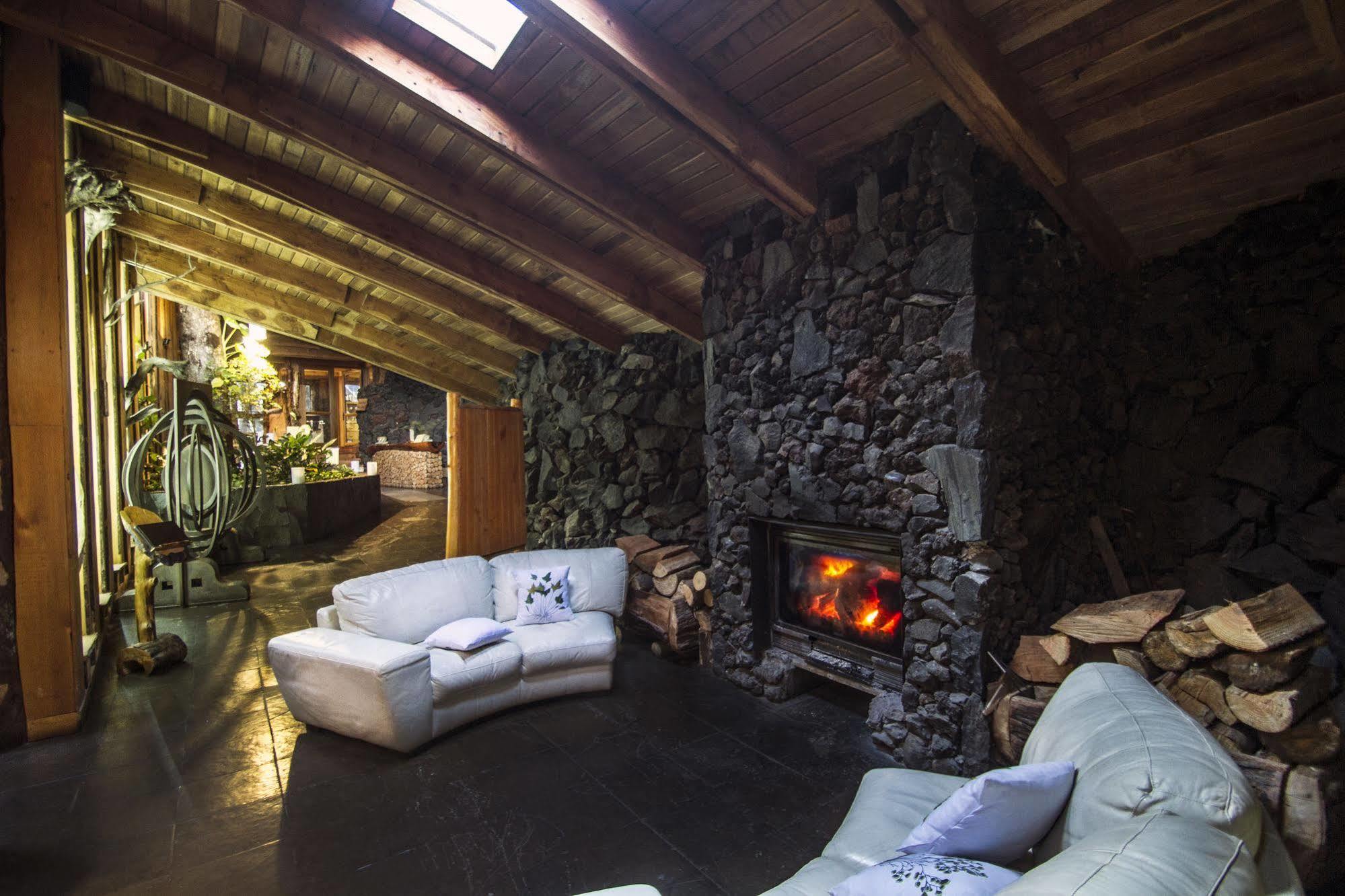 Huilo Huilo Nawelpi Lodge 富伊港 外观 照片