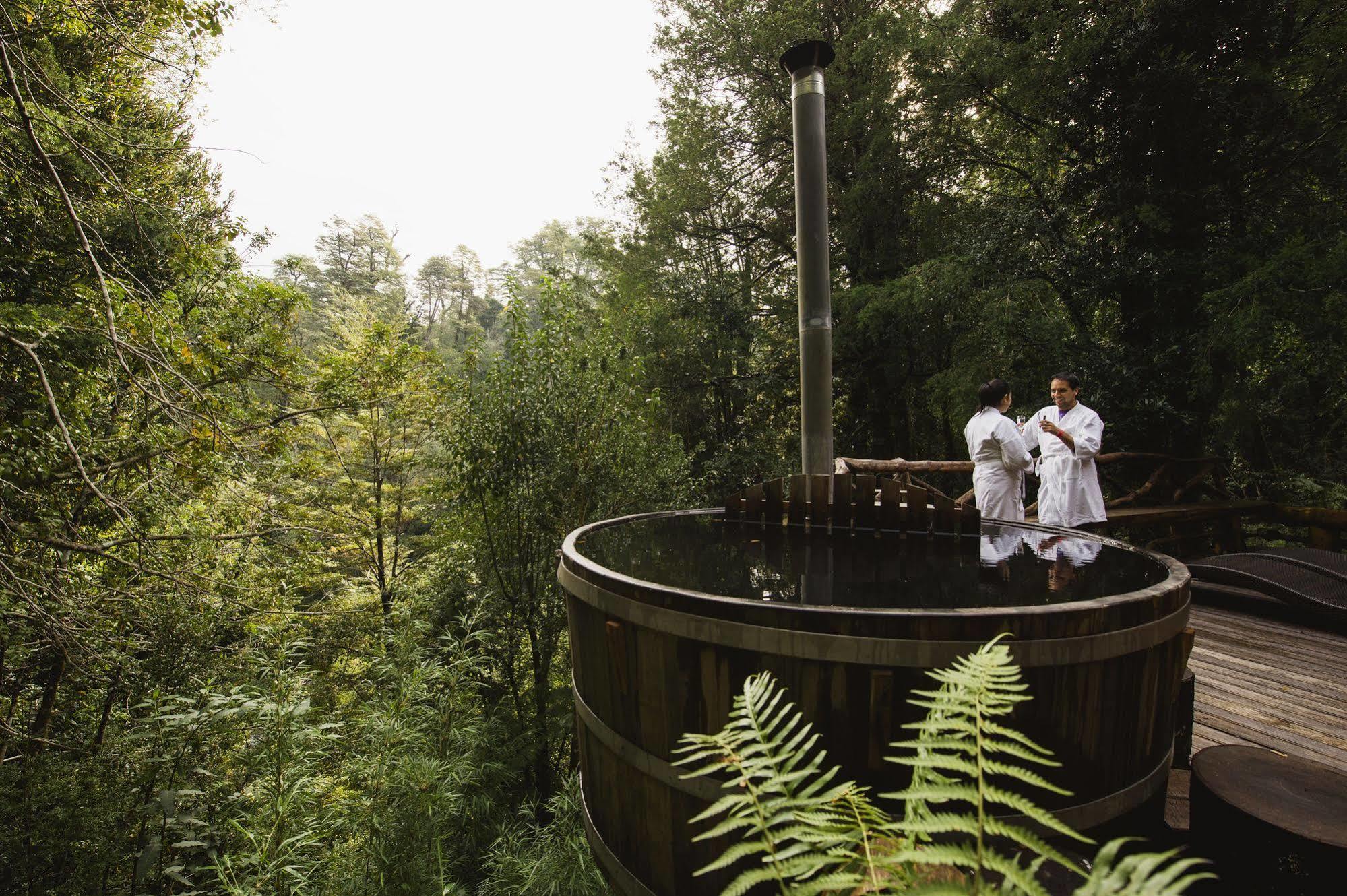 Huilo Huilo Nawelpi Lodge 富伊港 外观 照片